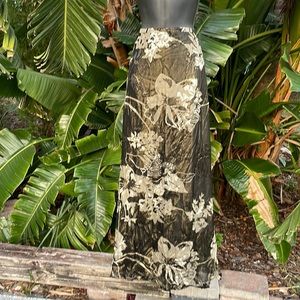Tracy porter silk metallic dark floral and bows maxi skirt
